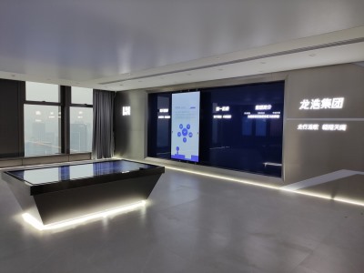 廣州天河98寸滑軌屏項(xiàng)目展示